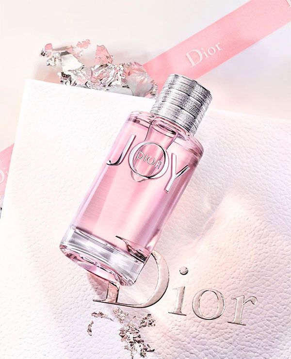 M&ugrave;i hương huyền diệu cho ph&aacute;i nữ từ Dior Joy EDP 90ml